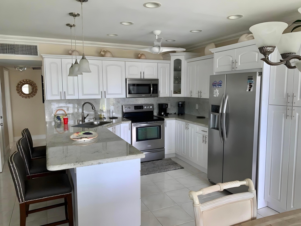 5200 Ne 24th Terrace - Photo 2