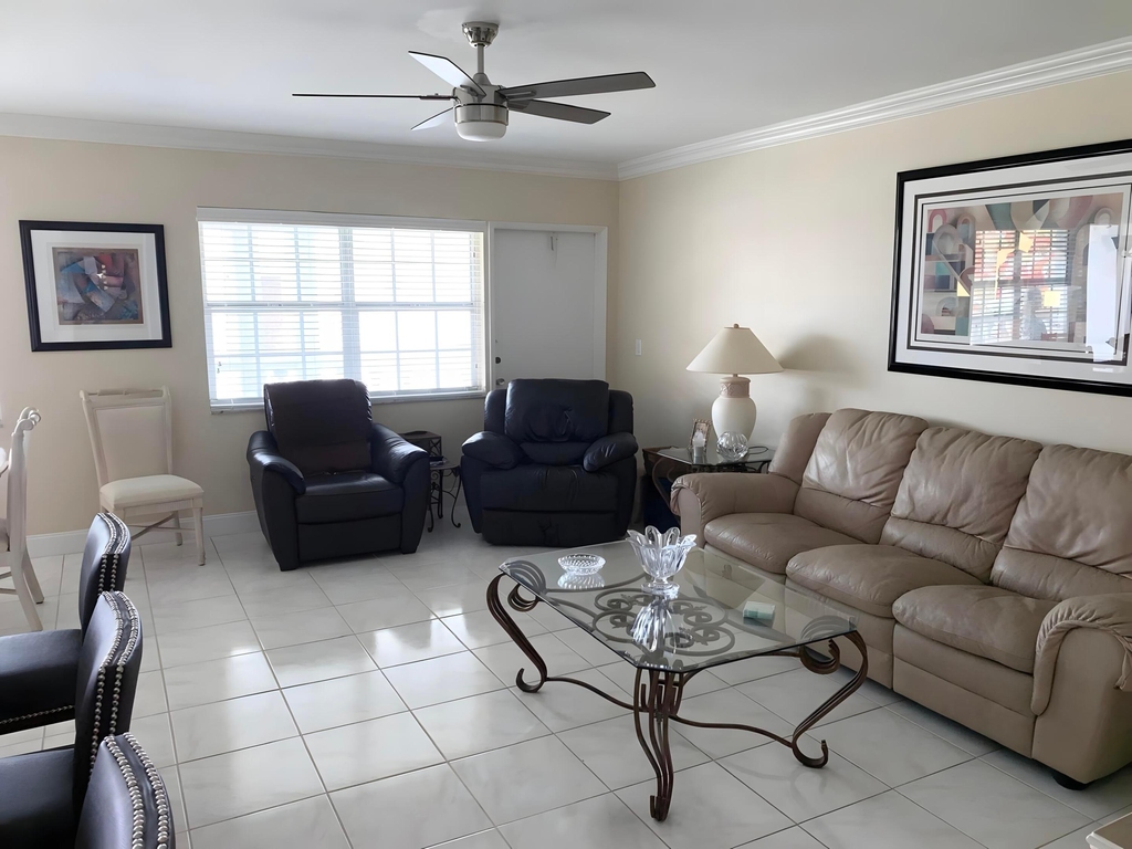 5200 Ne 24th Terrace - Photo 4