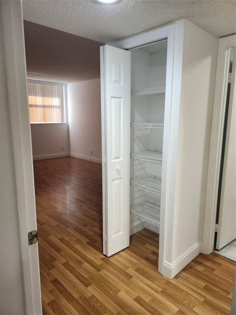 16251 Golf Club Road - Photo 23