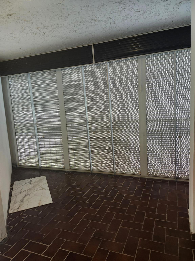 16251 Golf Club Road - Photo 22