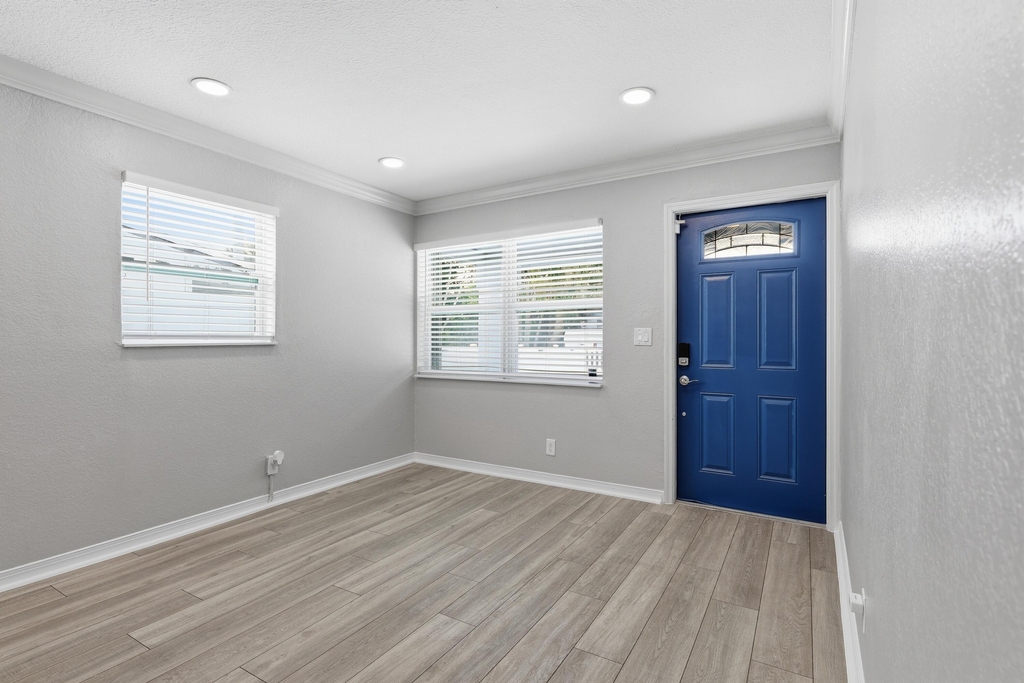 128 Nw 10th Avenue - Photo 3