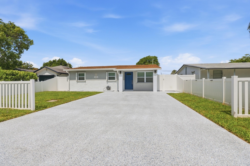 128 Nw 10th Avenue - Photo 1