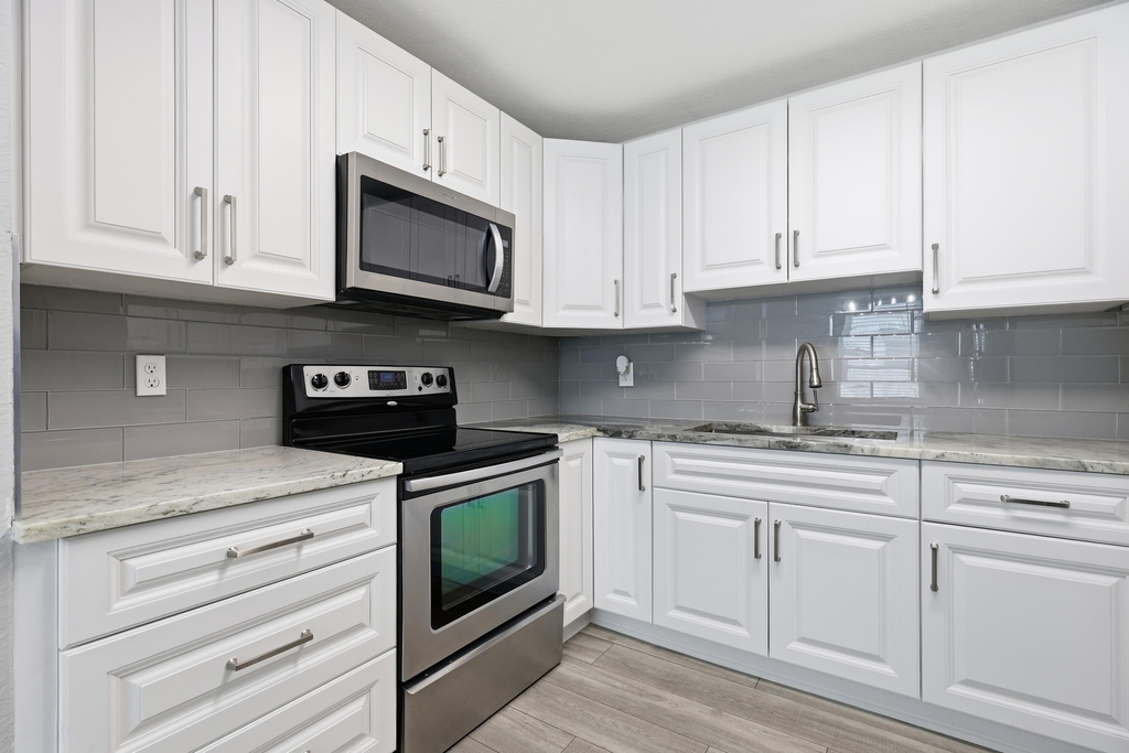 128 Nw 10th Avenue - Photo 6
