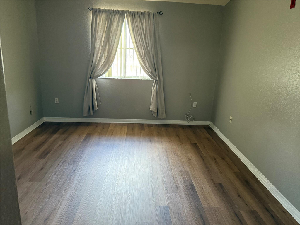 8930 W Flagler Street - Photo 7