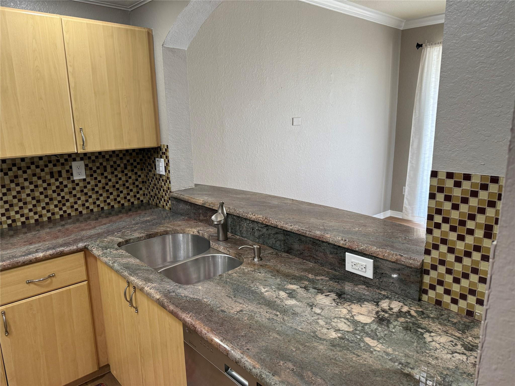 8930 W Flagler Street - Photo 2