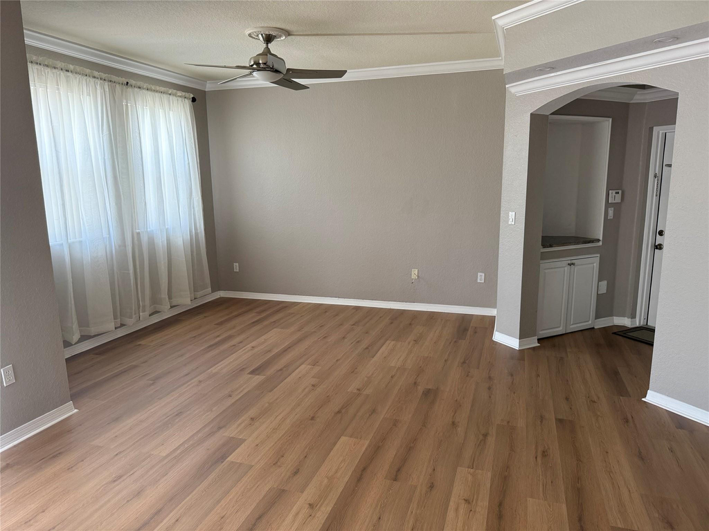 8930 W Flagler Street - Photo 4