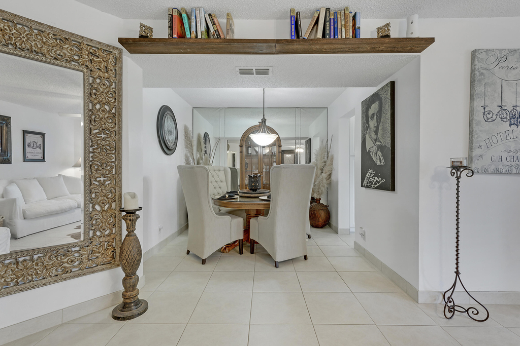 3755 Via Poinciana - Photo 5