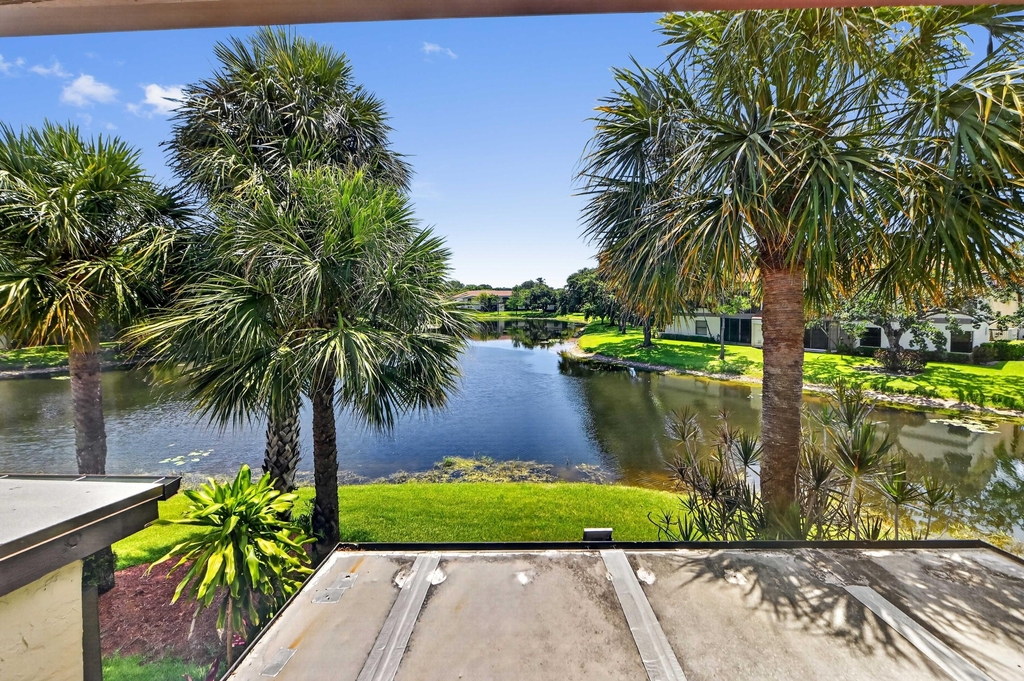 4587 Carambola Circle S - Photo 26