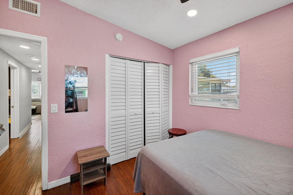300 Sw 25th Avenue - Photo 25