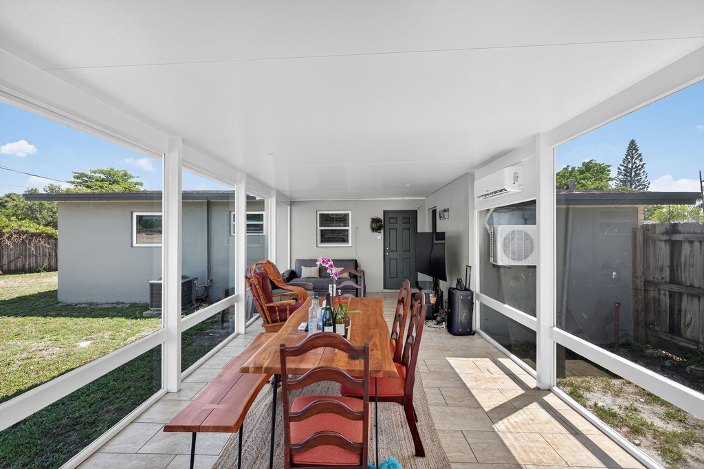 300 Sw 25th Avenue - Photo 33