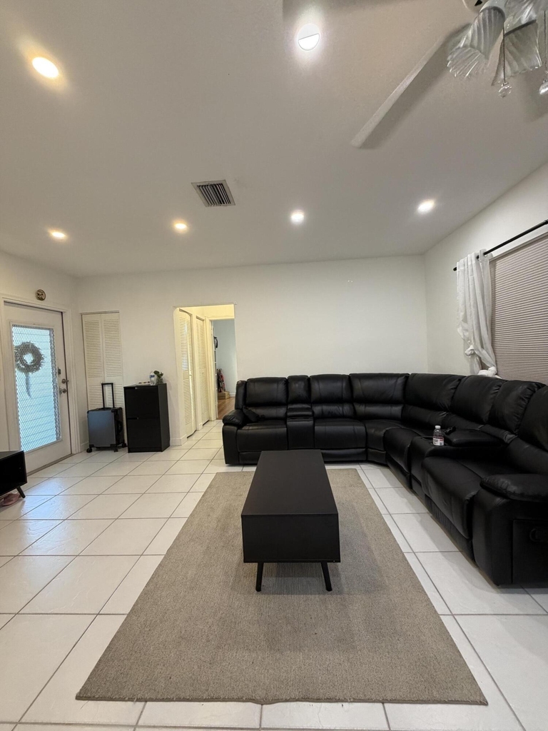 1300 N 17th Avenue - Photo 5