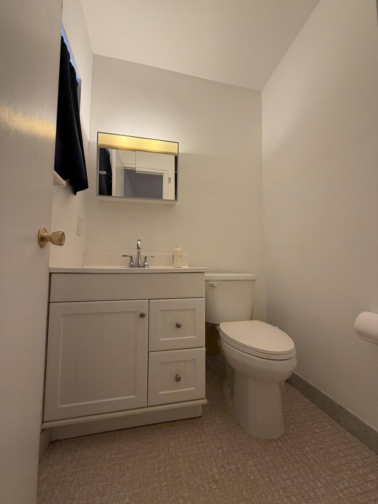 1300 N 17th Avenue - Photo 20