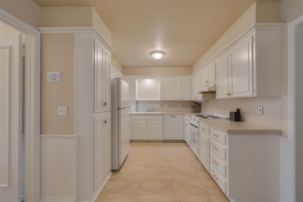 3057 W Wilshire Boulevard - Photo 13