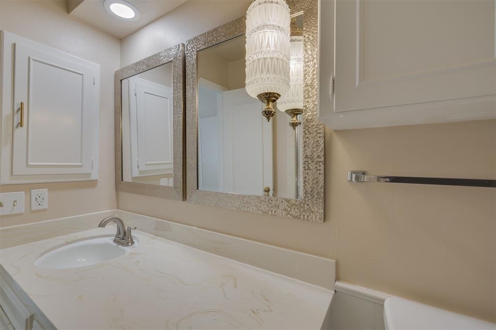 3057 W Wilshire Boulevard - Photo 25