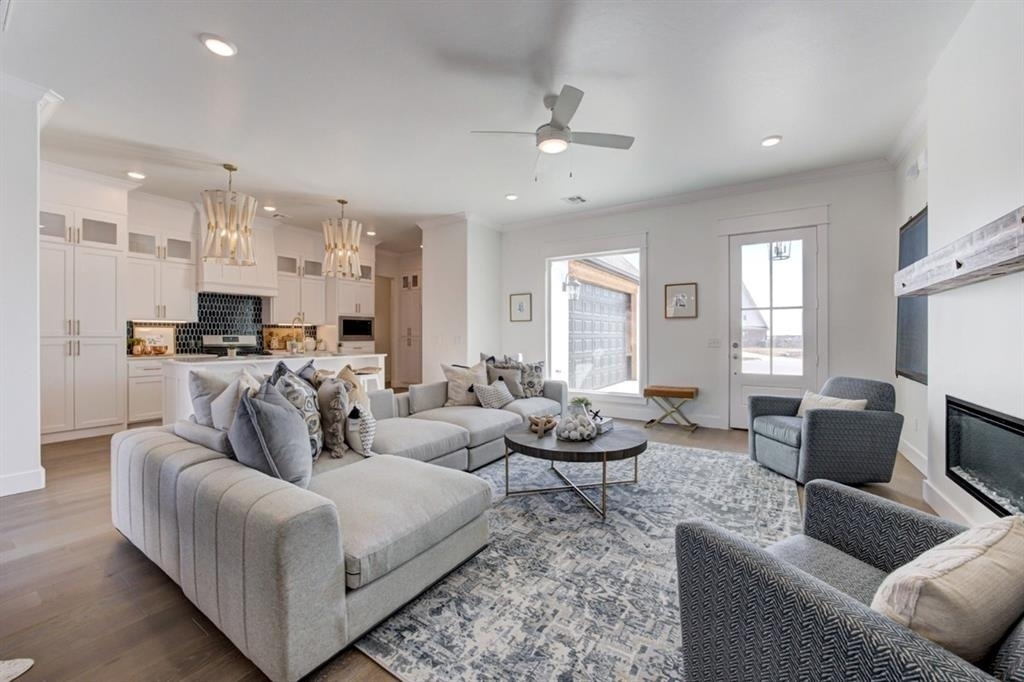 7901 Behr Drive - Photo 10