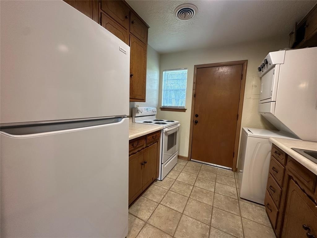 2023 Delaware Lane - Photo 8