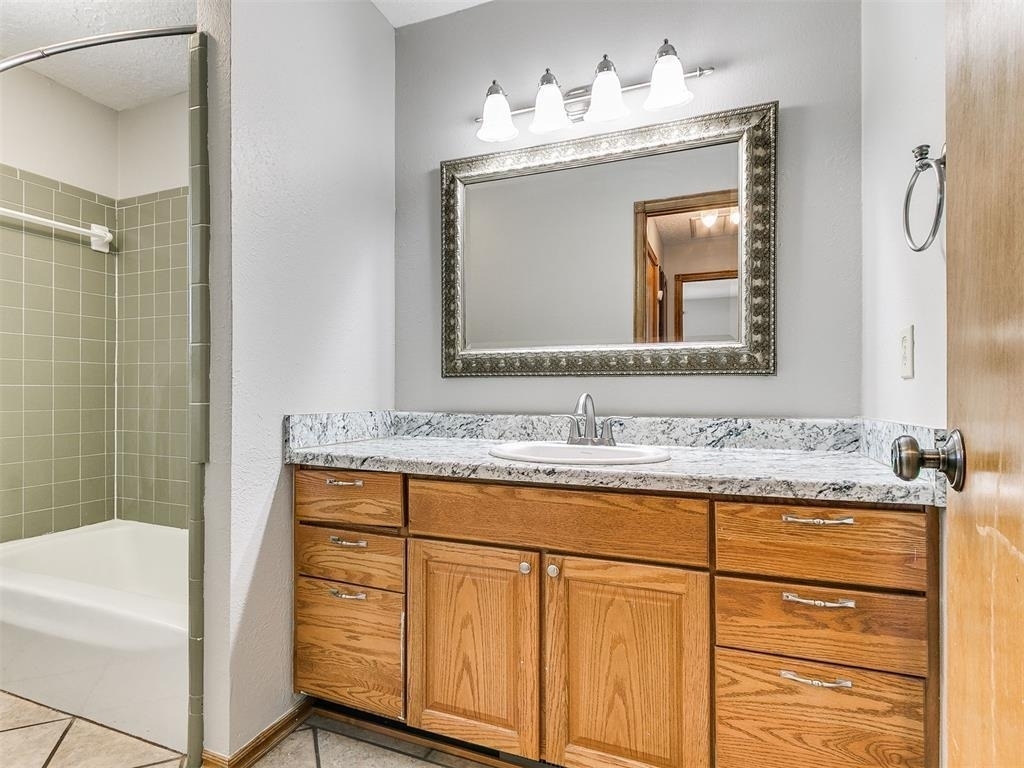 1200 N Crawford Avenue - Photo 2