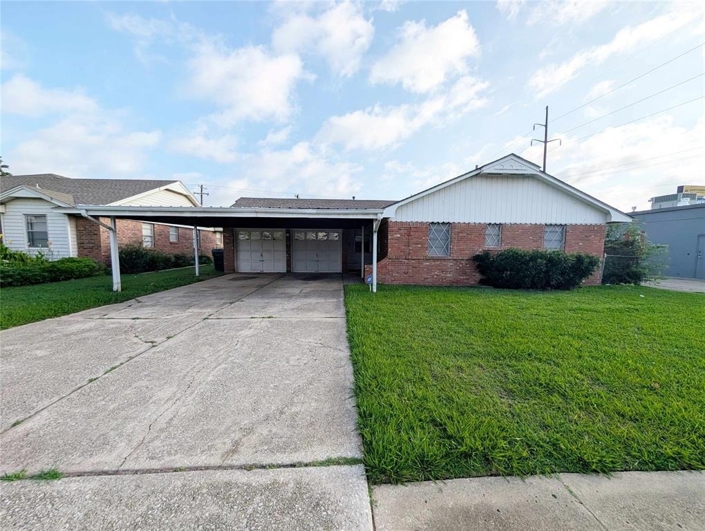 2105 Sw 76th Street - Photo 0