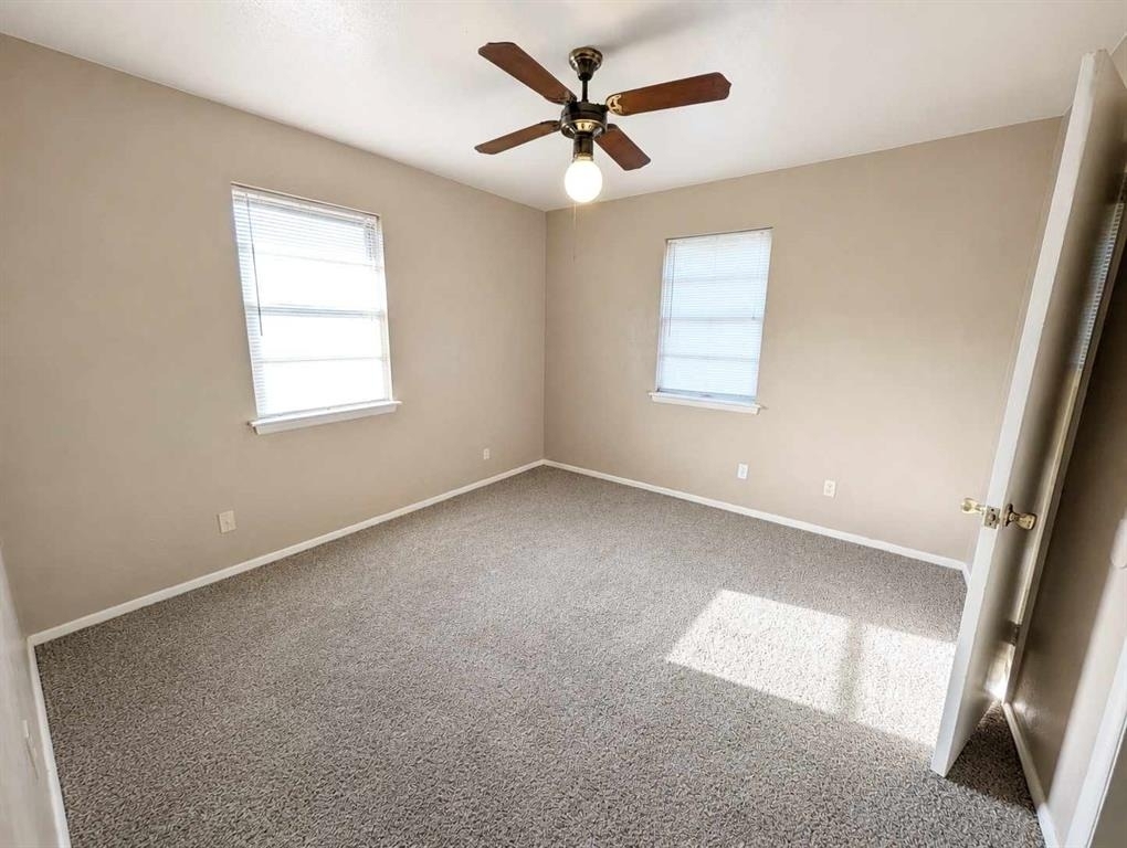 2105 Sw 76th Street - Photo 7