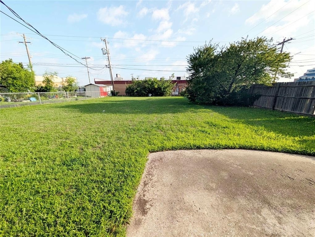 2105 Sw 76th Street - Photo 11