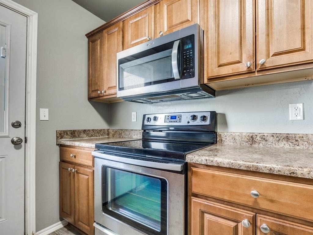 609 E Linden Lane - Photo 15