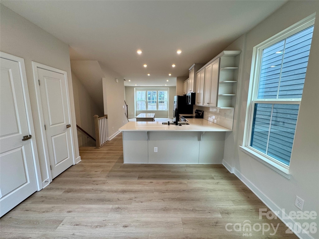 5021 Chinook Lane - Photo 8
