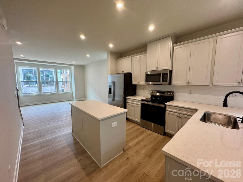 5021 Chinook Lane - Photo 2