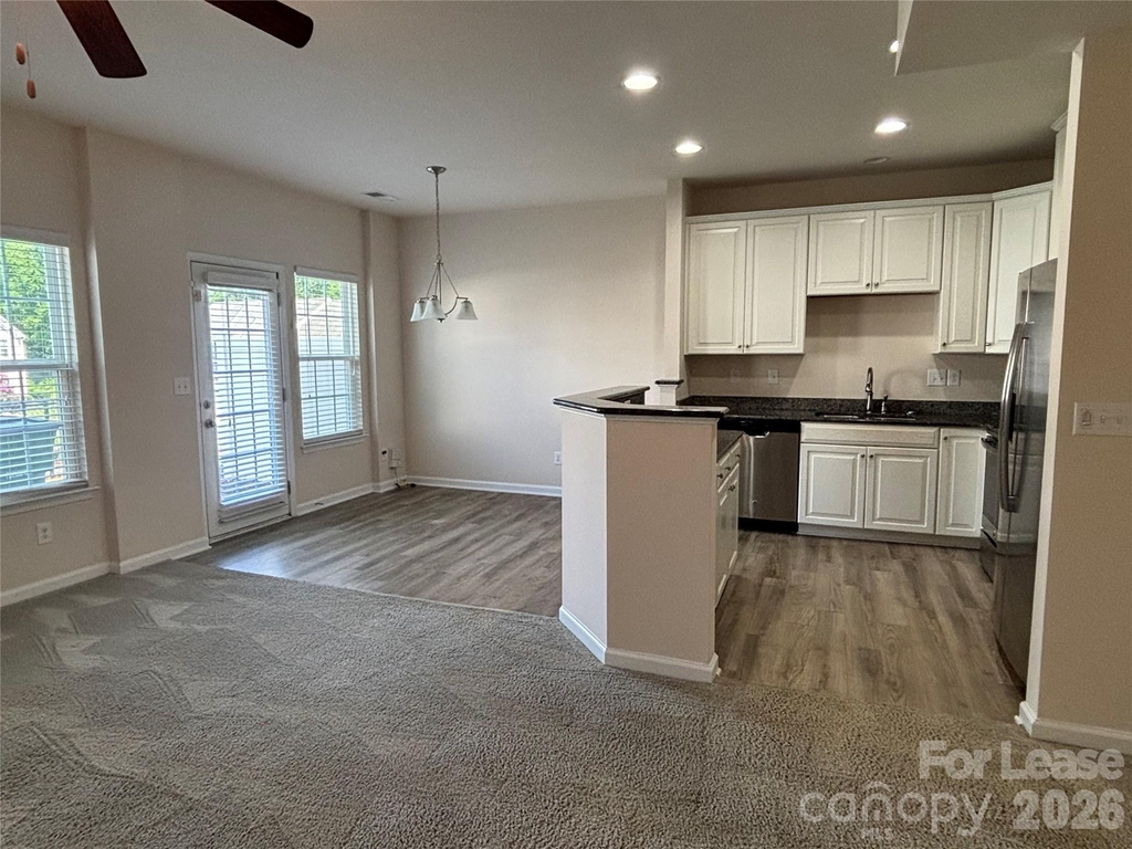 7411 Red Mulberry Way - Photo 6