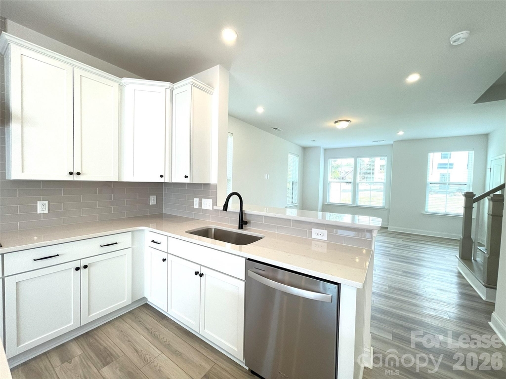 5005 Layman Drive - Photo 15
