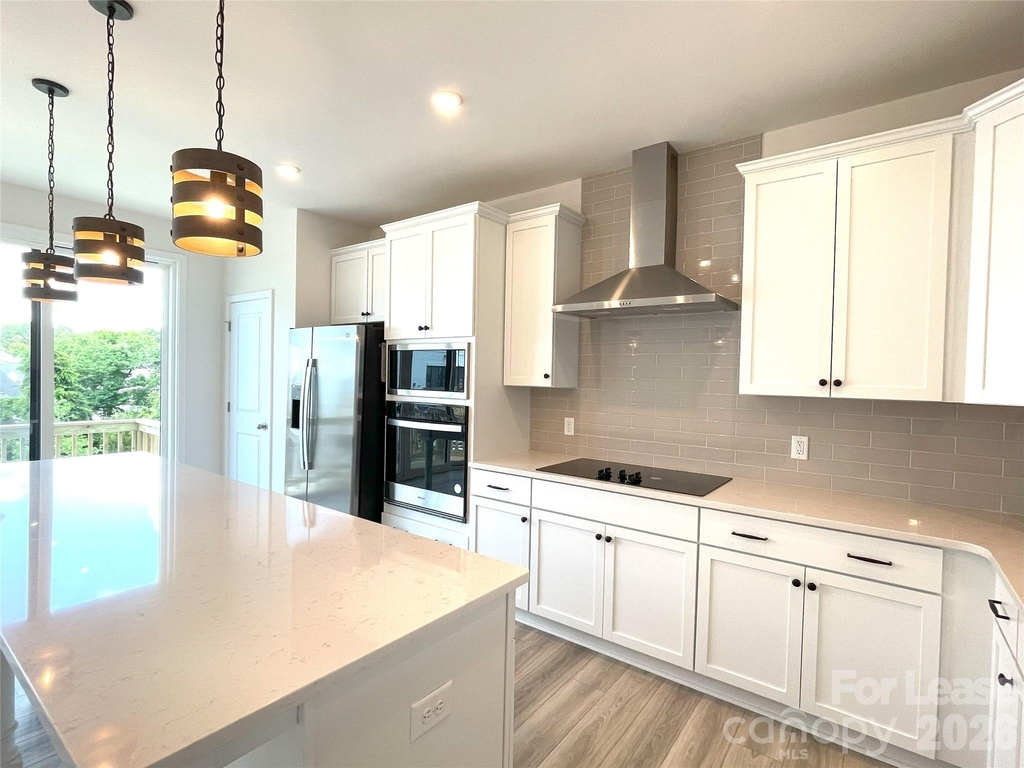 5005 Layman Drive - Photo 9