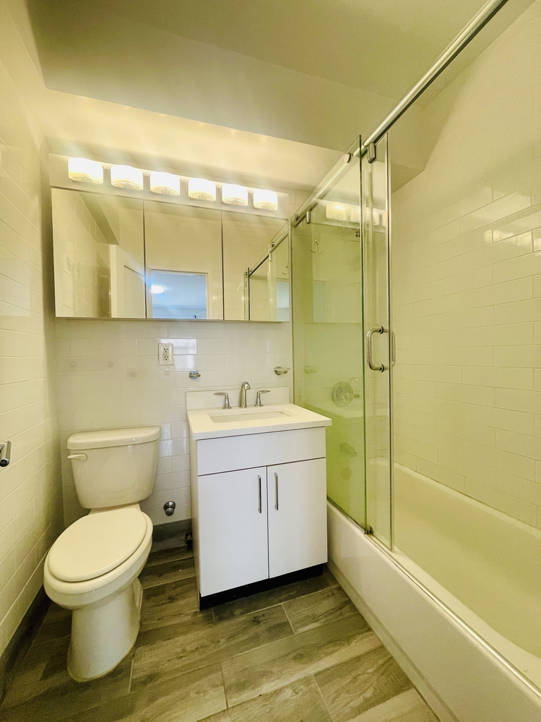  157 East 57th Street, 16A - Photo 14