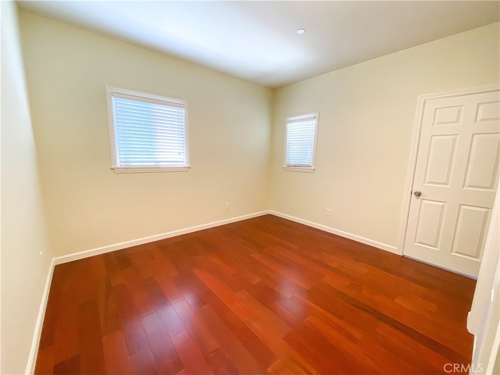 113 Sunset Avenue - Photo 5