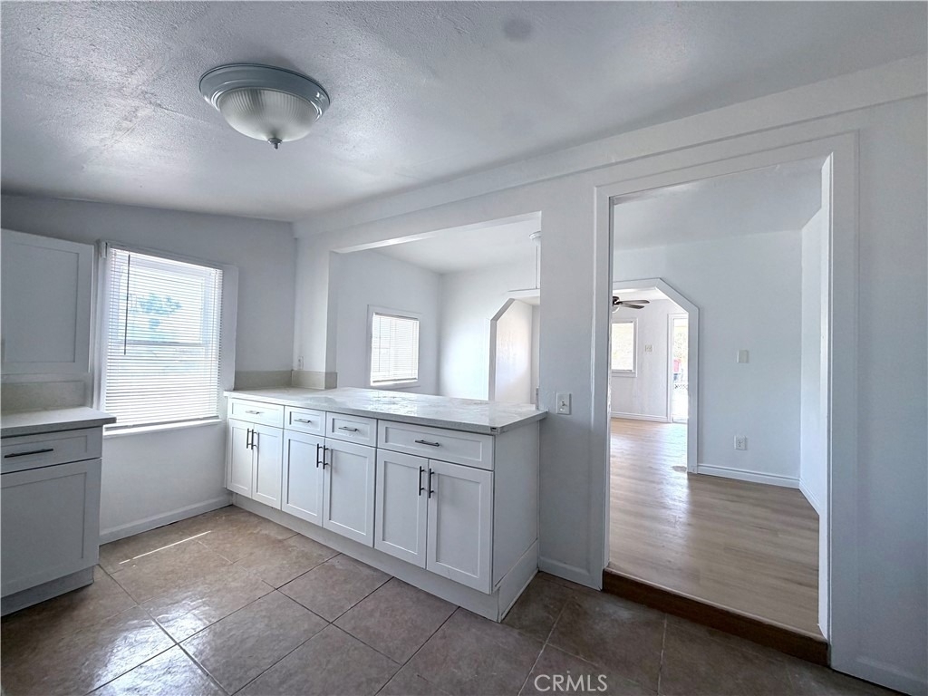 247 Stephen Street - Photo 3