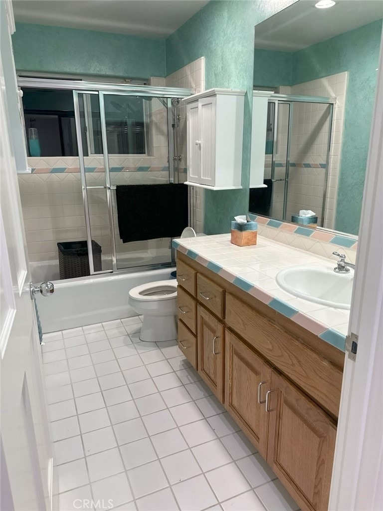2228 Washington - Photo 1