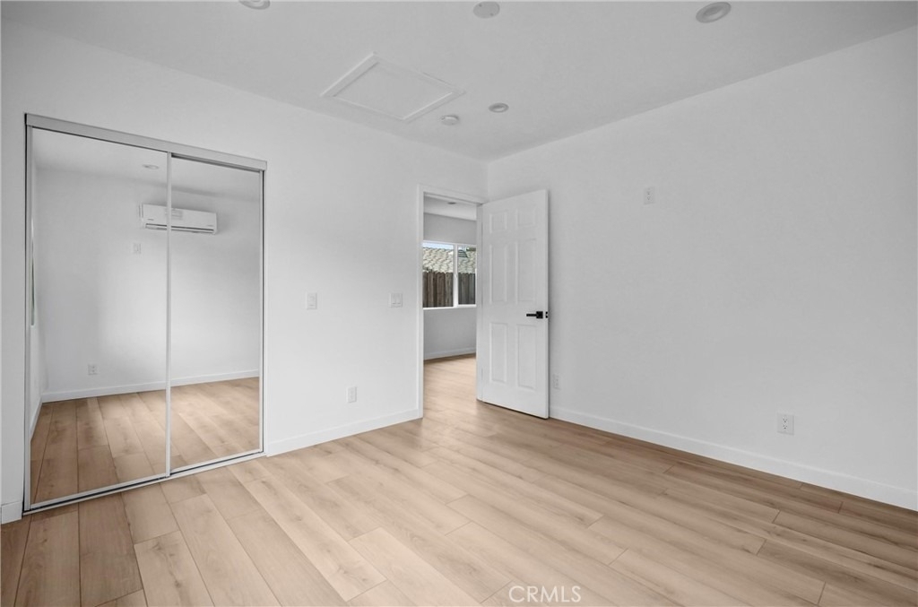 21713 Mulholland Dr - Photo 13