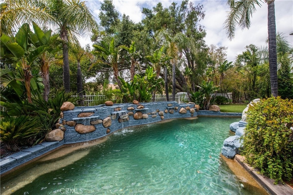5607 Manley Court - Photo 36