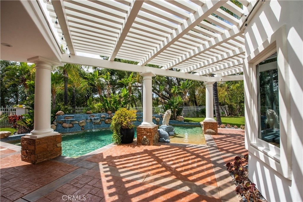 5607 Manley Court - Photo 40