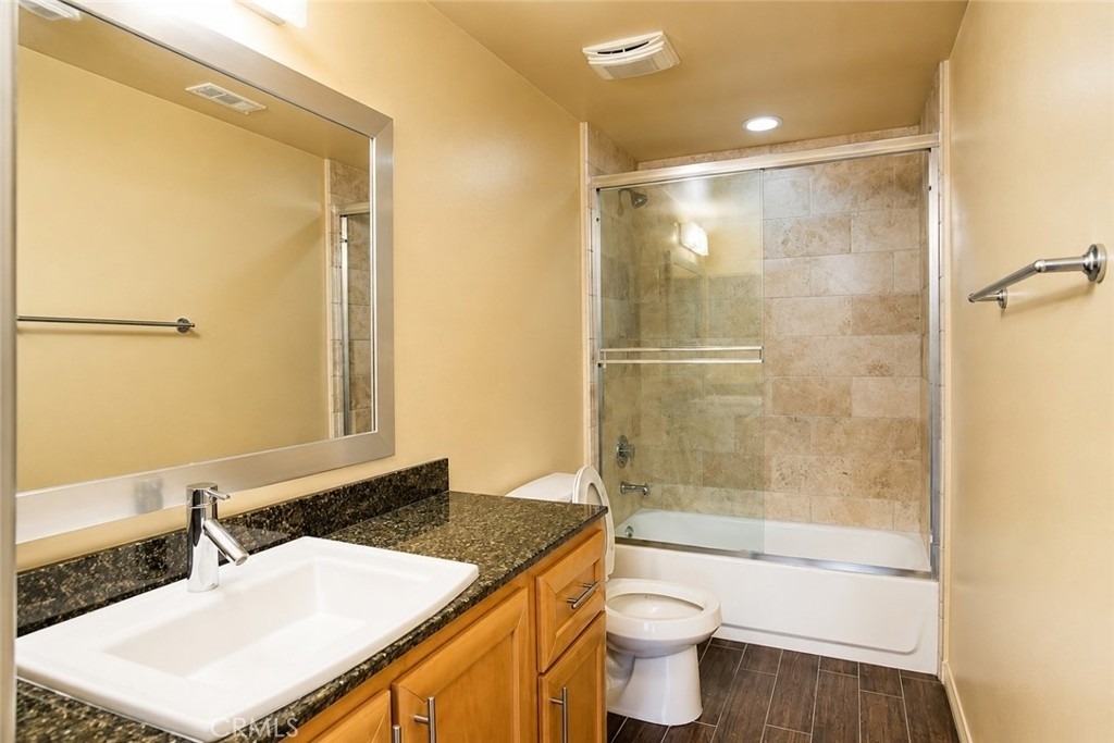 11925 Kling Street - Photo 13