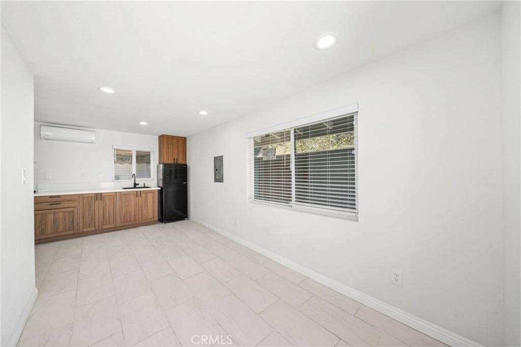 1610 Amador Avenue - Photo 4