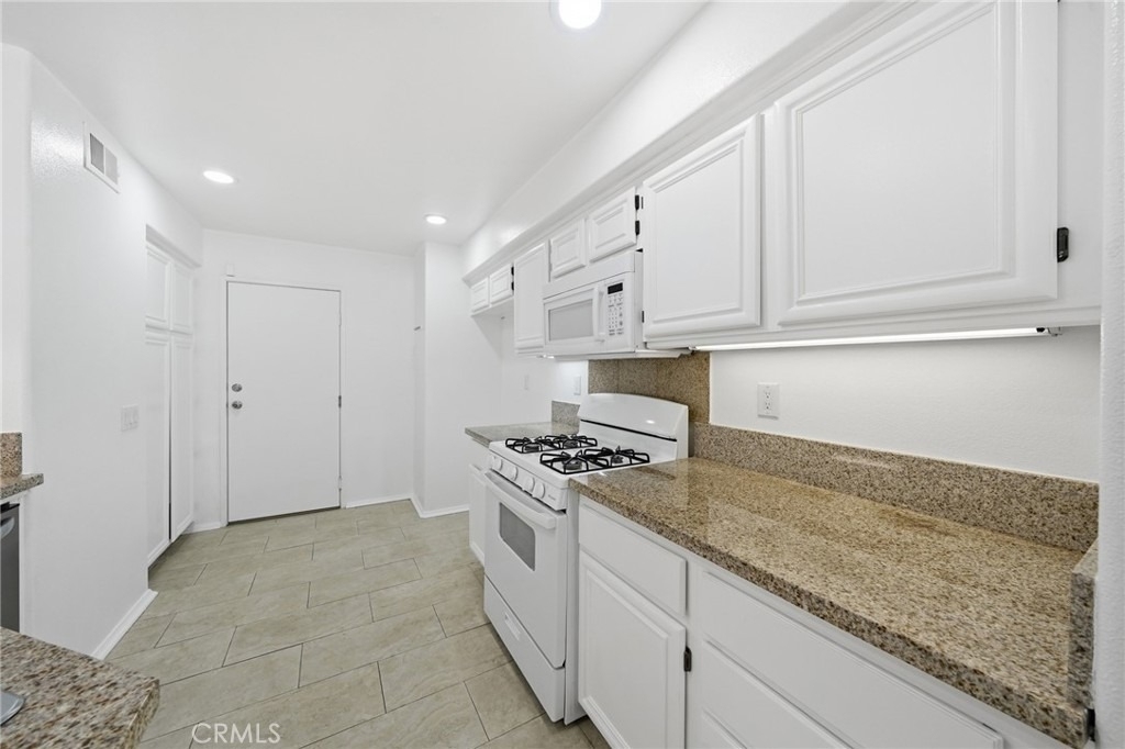12921 Ternberry Court - Photo 10
