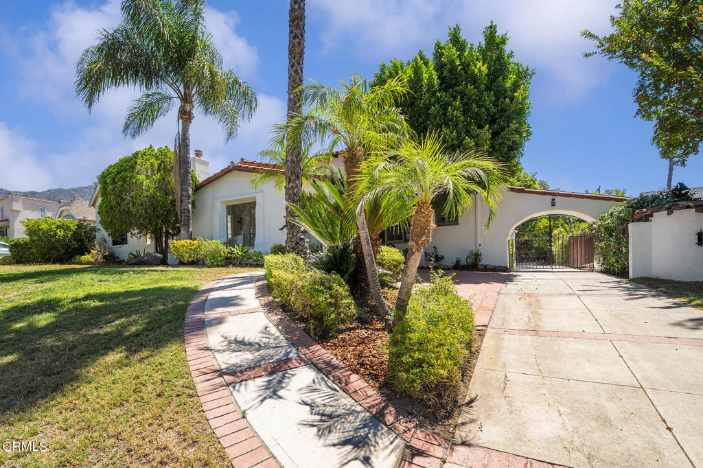 1412 Norton Avenue - Photo 1