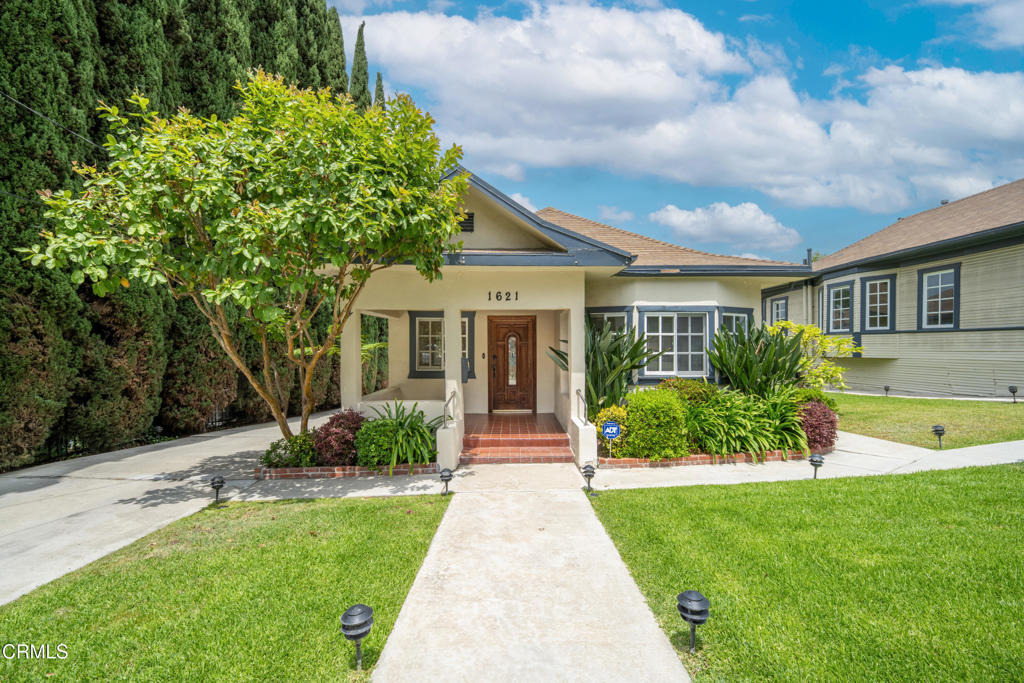 1621 Maltman Avenue - Photo 2