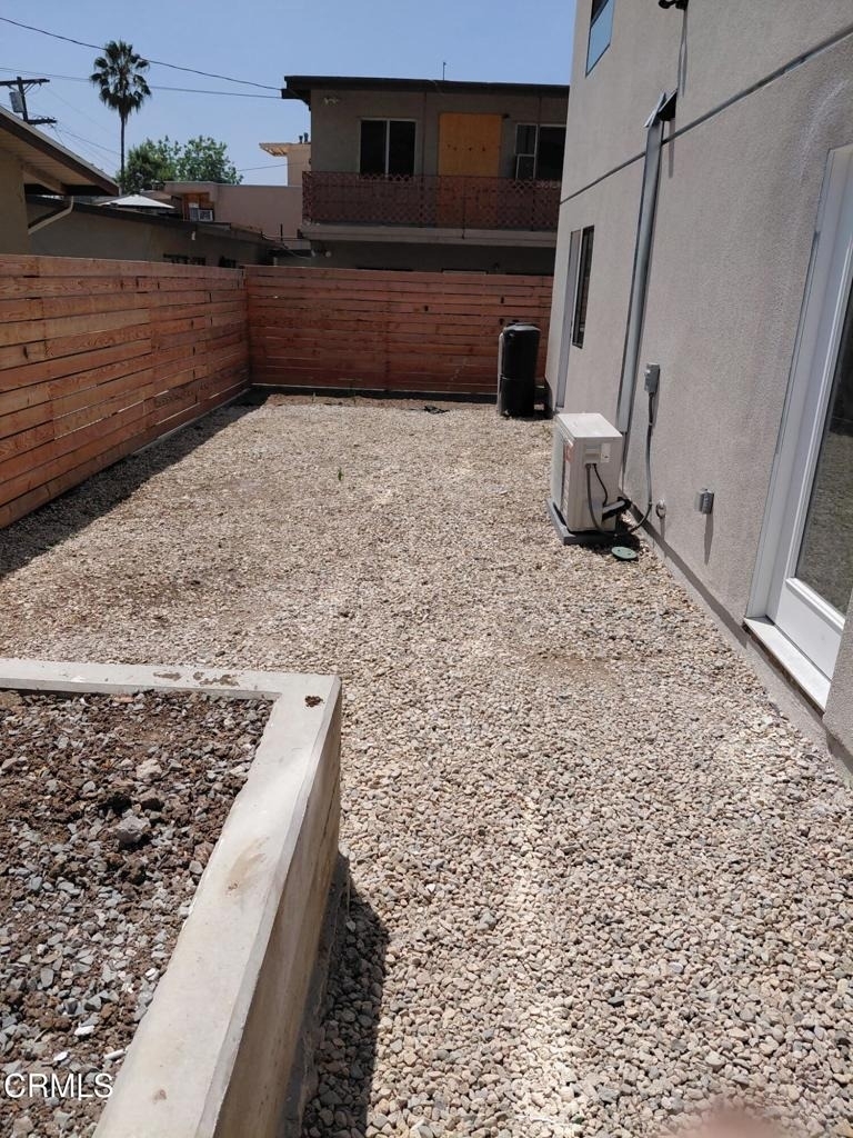 517 N Avenue 50 - Photo 7