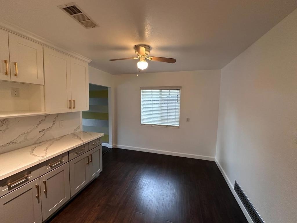 756 Broadmoor Drive - Photo 5