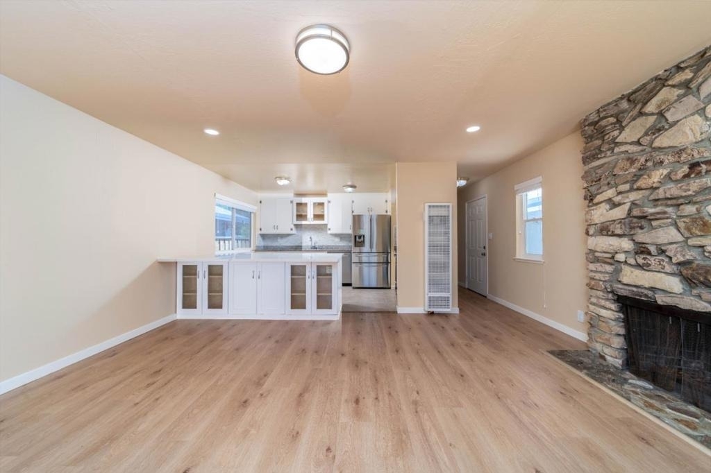 877 Miller Avenue - Photo 2