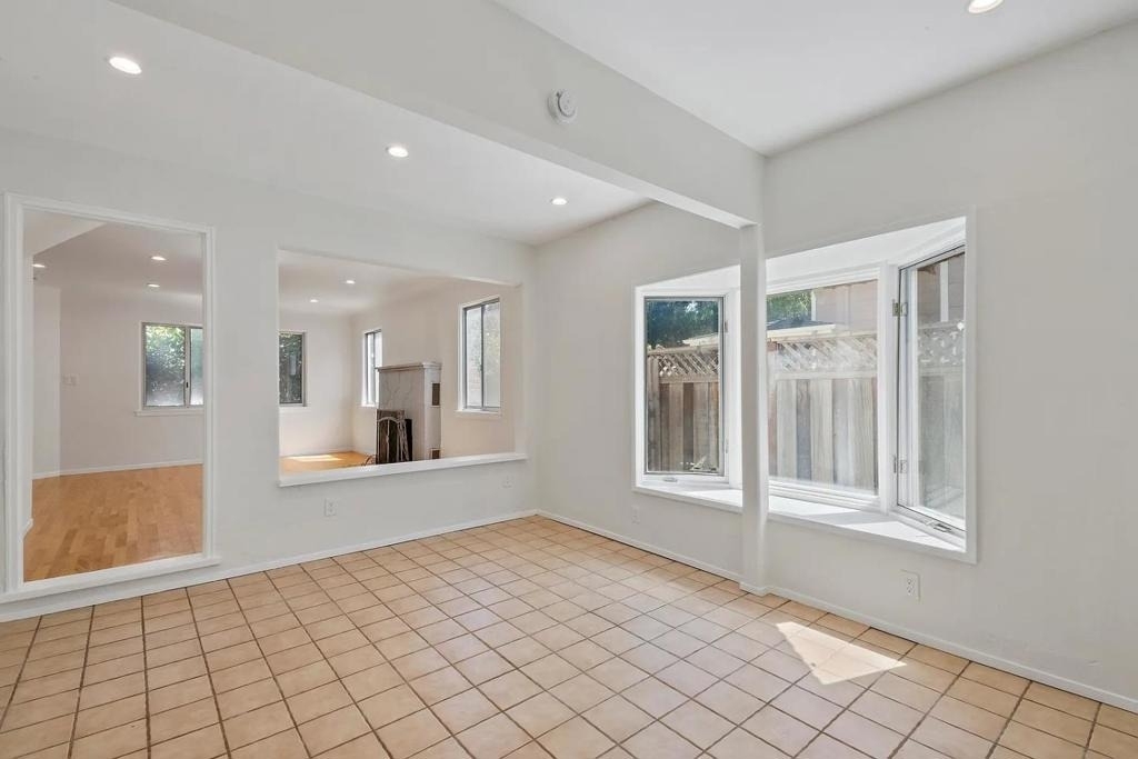 1486 Richards Avenue - Photo 9