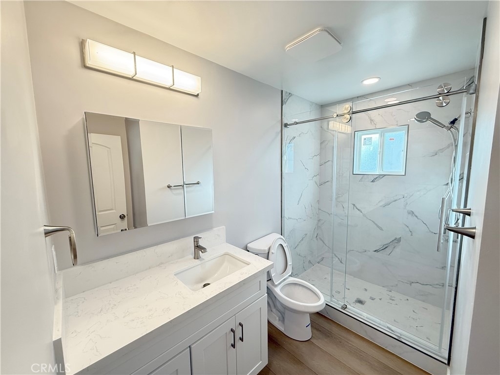919 E Acacia Avenue - Photo 2
