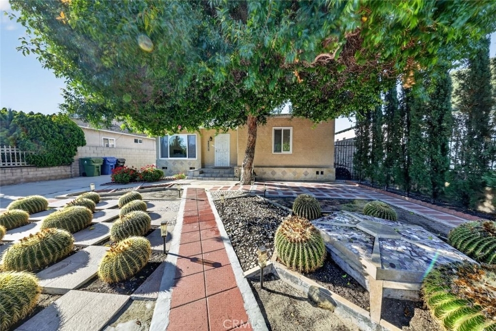 11407 Delano - Photo 5