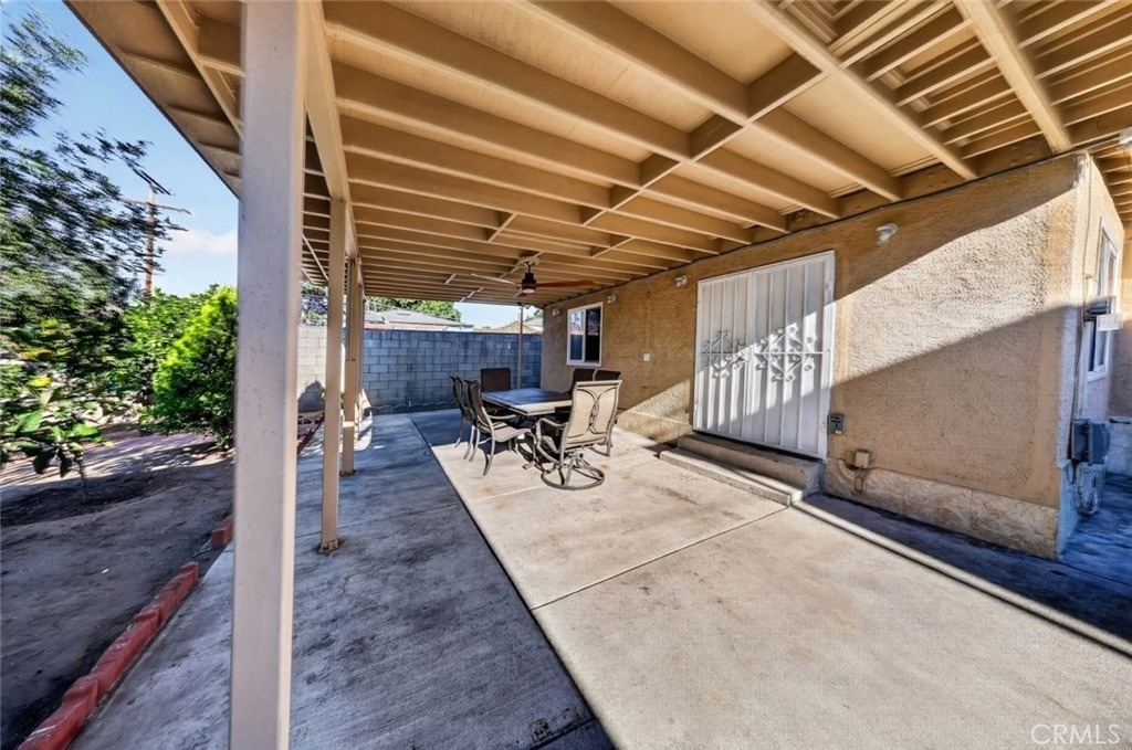 11407 Delano - Photo 37