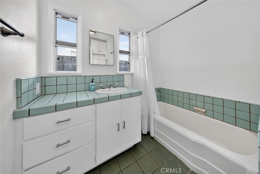 11407 Delano - Photo 29